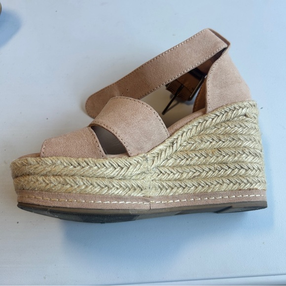 Universal Thread Wedge - Picture 4 of 12